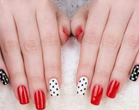عکس مدل ناخن سفید طراحی