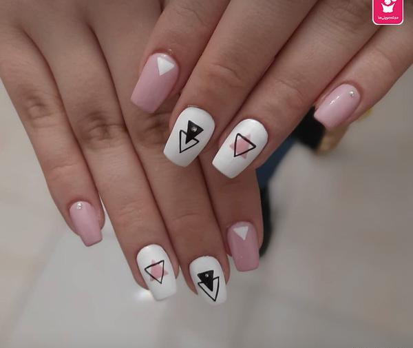 عکس مدل ناخن مربعی ساده