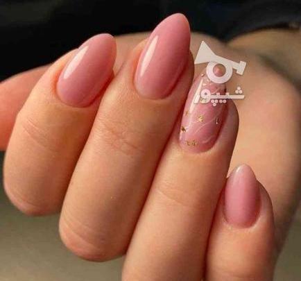 عکس مدل کاشت ناخن فرنچ هلویی