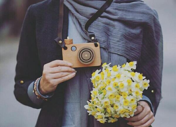 عکس پروفایل شاخ زرد