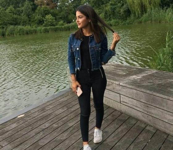 ژست عکس برای پروفایل دخترانه
