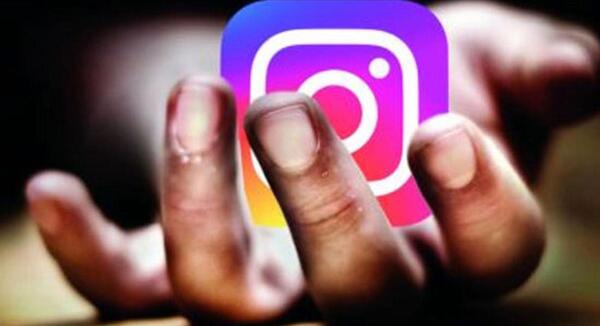 عکس مدل کاشت ناخن پا در اینستاگرام