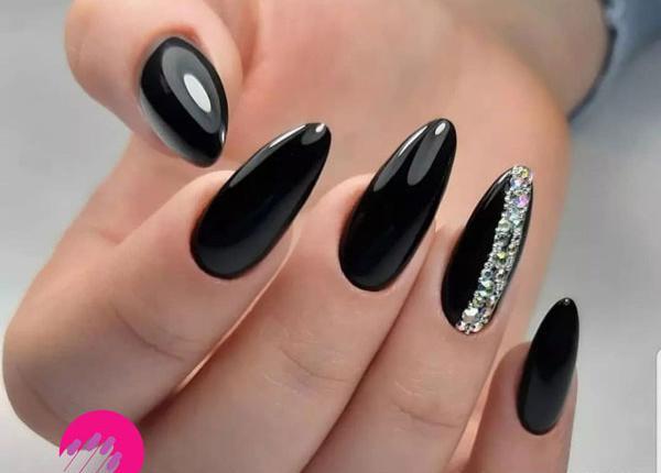 عکس مدل کاشت ناخن فرنچ گرد