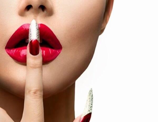 عکس مدل ناخن فرنچ کلاسیک