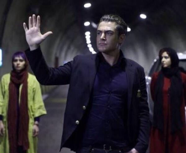 عکس محمد رضا گلزار مادرش