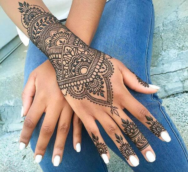 عکس مدل تاتو حنا ساده