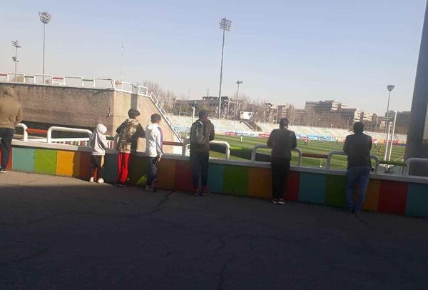 عکس ورزشگاه دستگردی