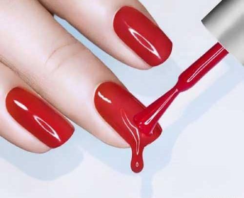 عکس مدل ناخن قرمز و سفید