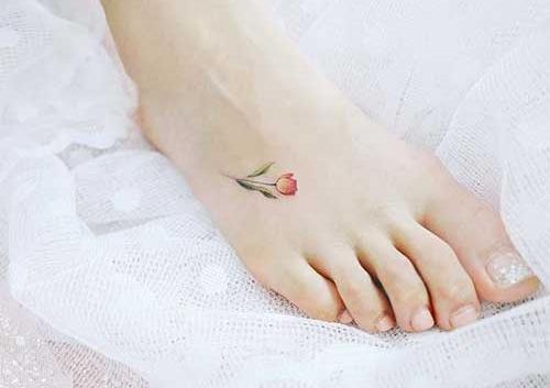 عکس طرح تاتو گل مچ پا