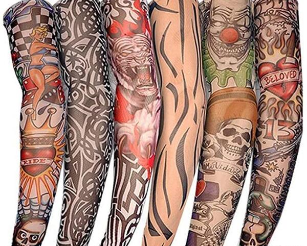 عکس طرح تاتو نوشته ساق پا