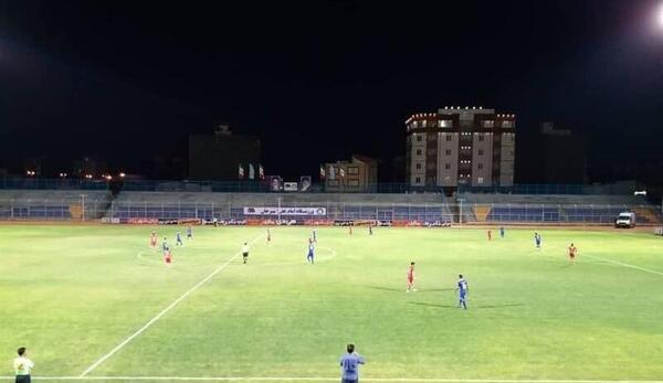 عکس ورزشگاه گل گهر سیرجان