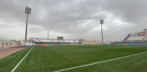 عکس ورزشگاه گل گهر سیرجان