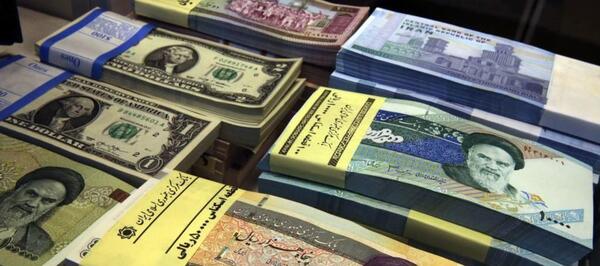 عکس پول شمردن