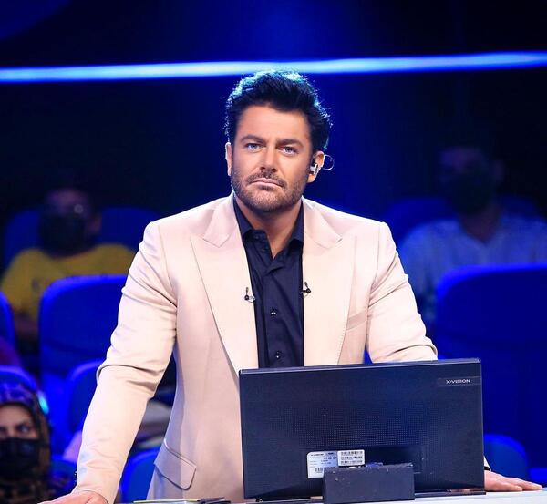 عکس محمدرضا گلزار و طرفدارانش
