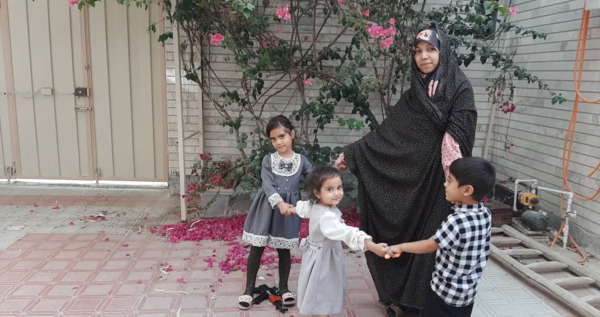 عکس یاس نوروزی و مادرش
