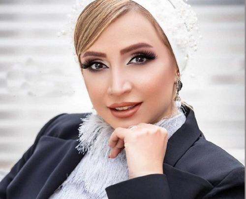 استخر عکس نیوشا ضیغمی بدون حجاب در خارج