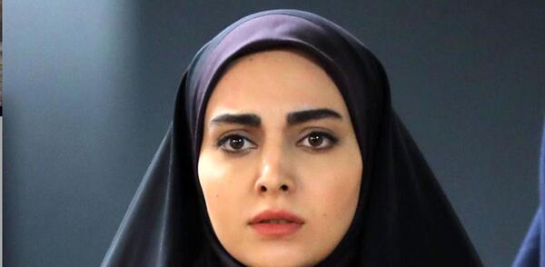 استخر عکس نیوشا ضیغمی بدون حجاب در خارج