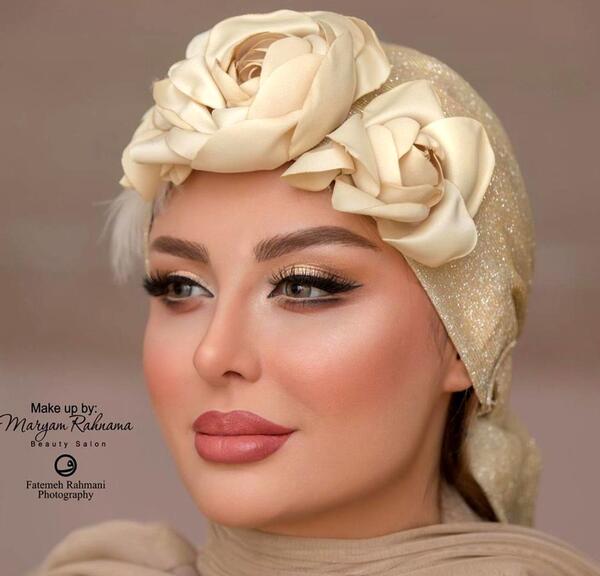 عکس نیوشا ضیغمی بدون حجاب در خارج