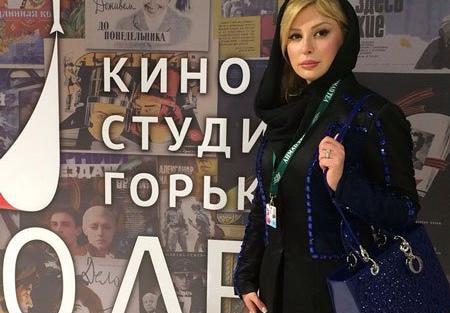 عکس نیوشا ضیغمی در آغوش همسرش