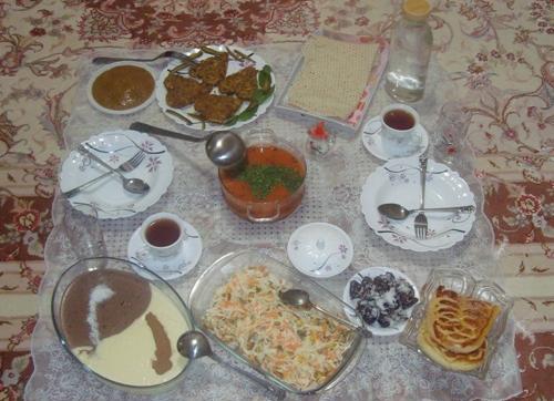 عکس نوشته سفره افطاری