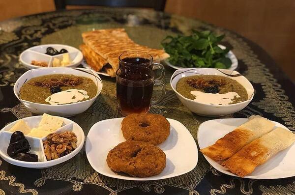 عکس نوشته سفره افطاری