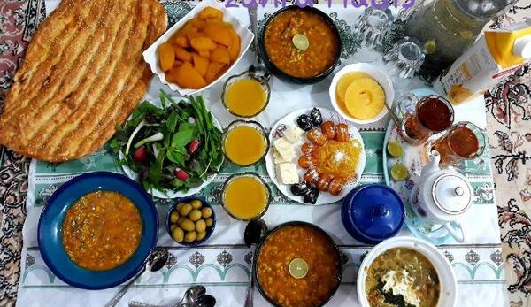 عکس نوشته سفره افطاری