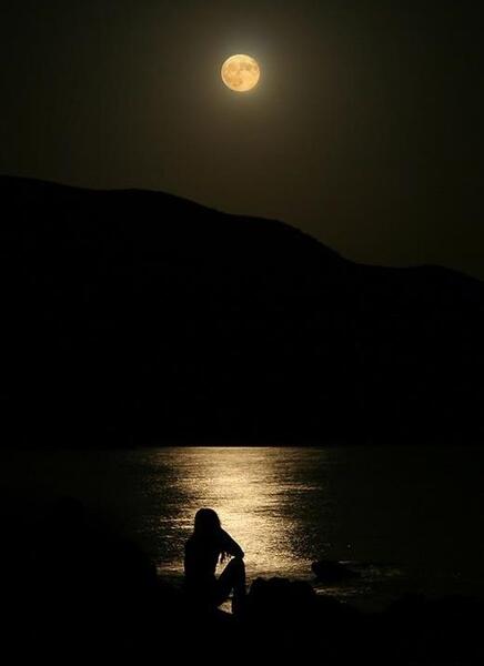 عکس شب ماه غمگین بدون متن