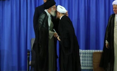 عکس گلزار در لباس روحانیت