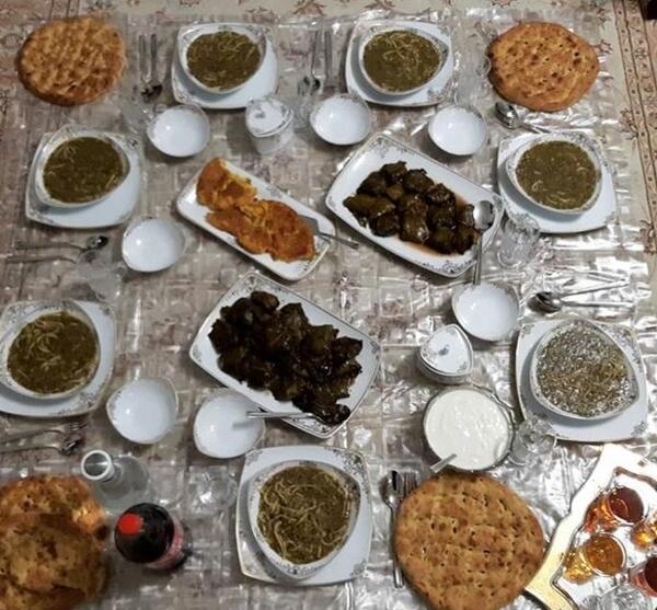 عکس سفره افطار بلوچی
