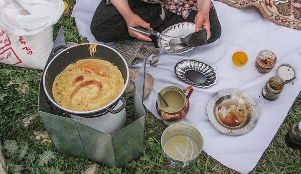 عکس سفره افطار بلوچی