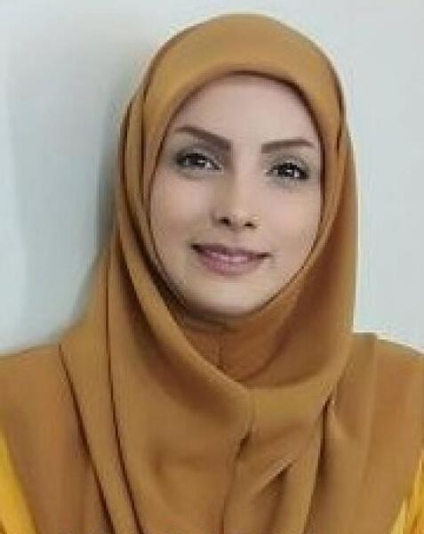 عکس خانم قاضی