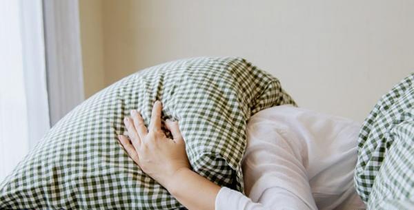عکس خواب و استراحت کافی