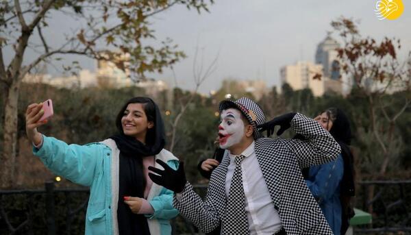 عکس جوکر خنده