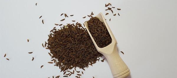 عکس زیره سبز و سیاه