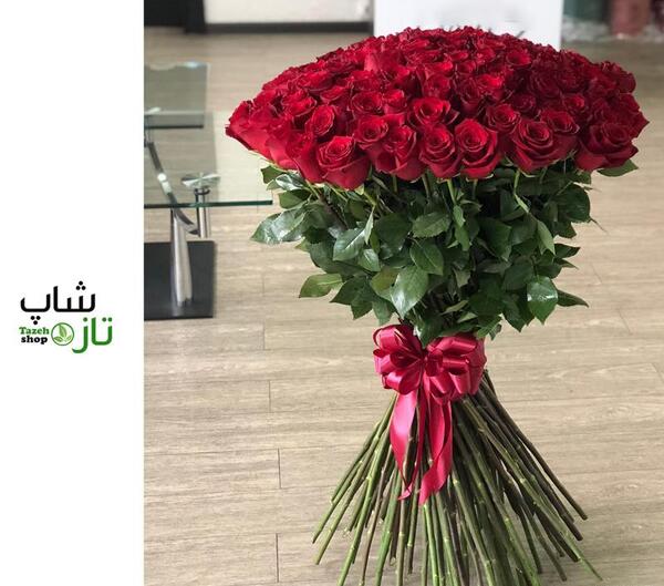 عکس یک سبد گل رز قرمز