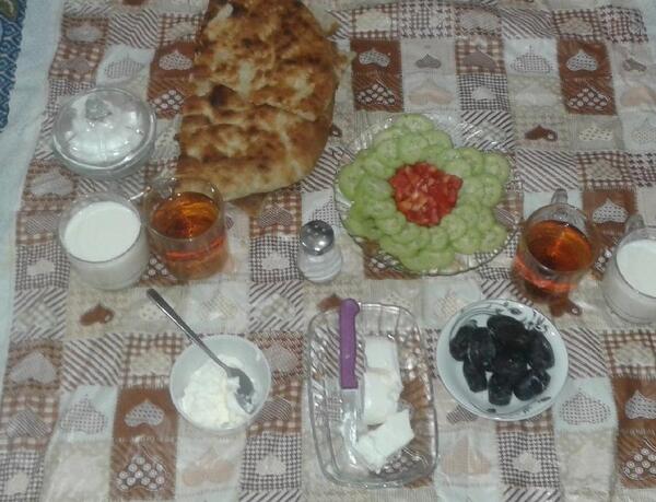 عکس سفره افطاری نی نی سایت