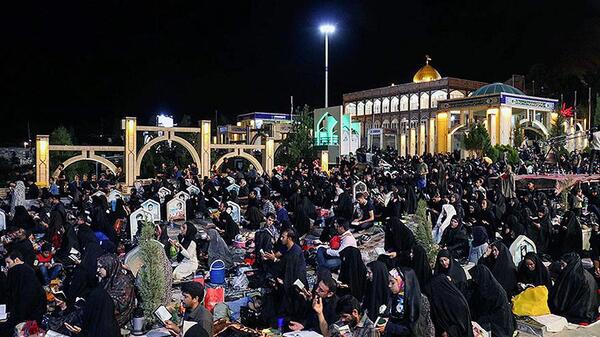 عکس از گلزار شهدا کرمان