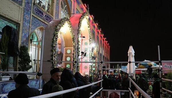 عکس از گلزار شهدا کرمان