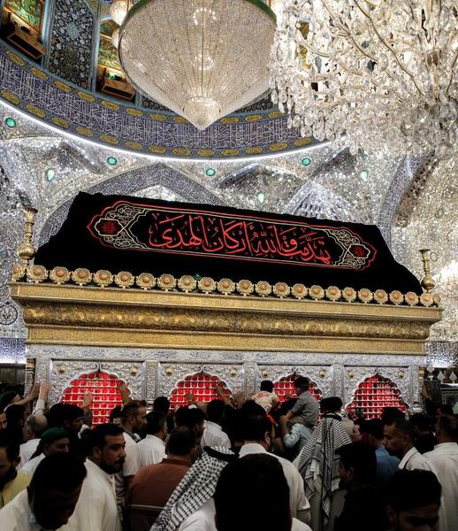 عکس شب قدر در حرم حضرت علی
