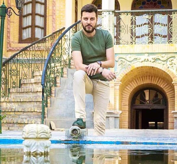 عکس آقای باربد بابایی و همسرش