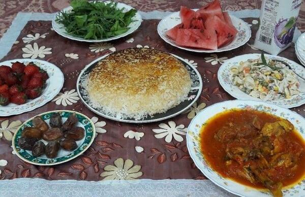 عکس سفره افطار ایرانی