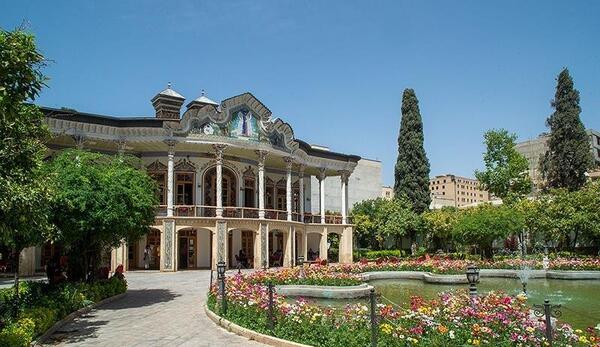 عکس داخل عمارت شاپوری