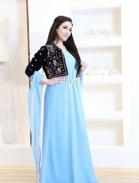 عکس نگین کاری لباس کردی