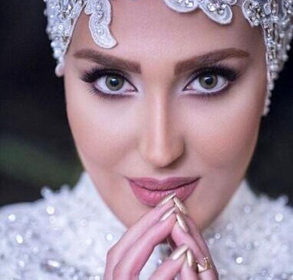 عکس زهره فکور صبور و دخترش