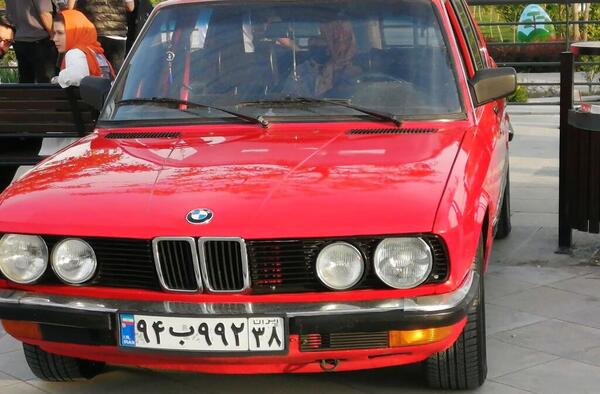 عکس بی ام و 518 قدیمی