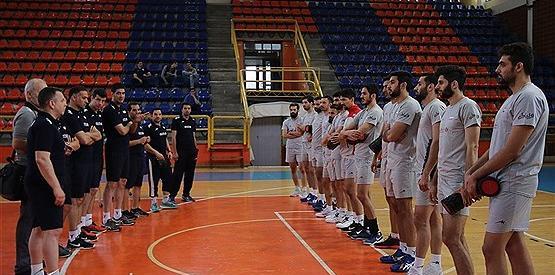 عکس ورزشگاه والیبال ایران