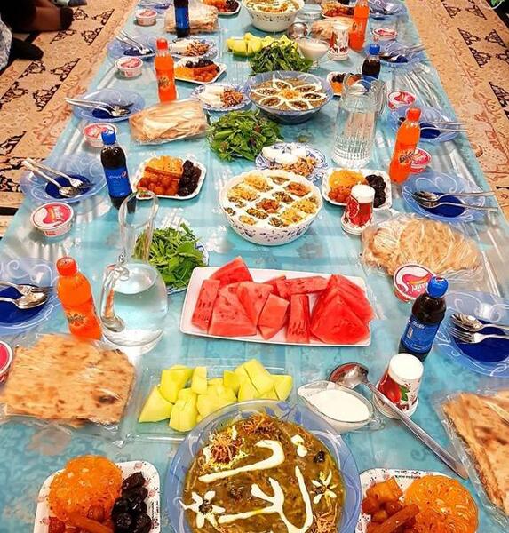 عکس تزیین سفره افطار برای مهمان