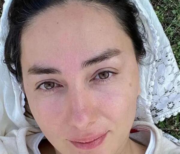 عکس دختر ساده بدون ارایش