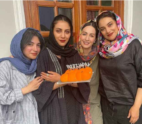 عکس سفره افطار بازیگران