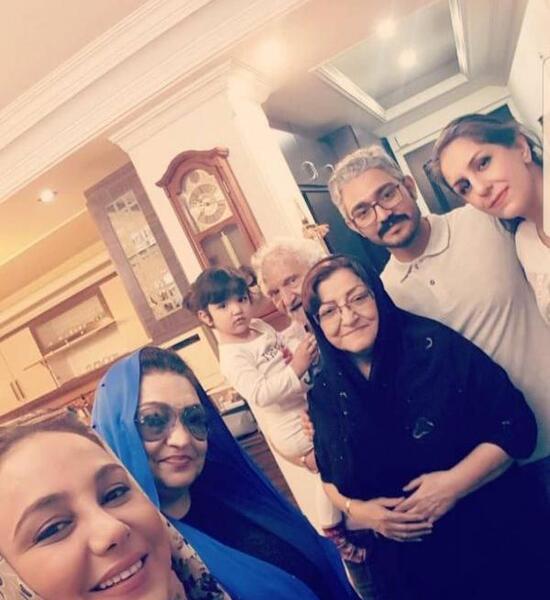 عکس نگین صدق گویا قبل از عمل بینی